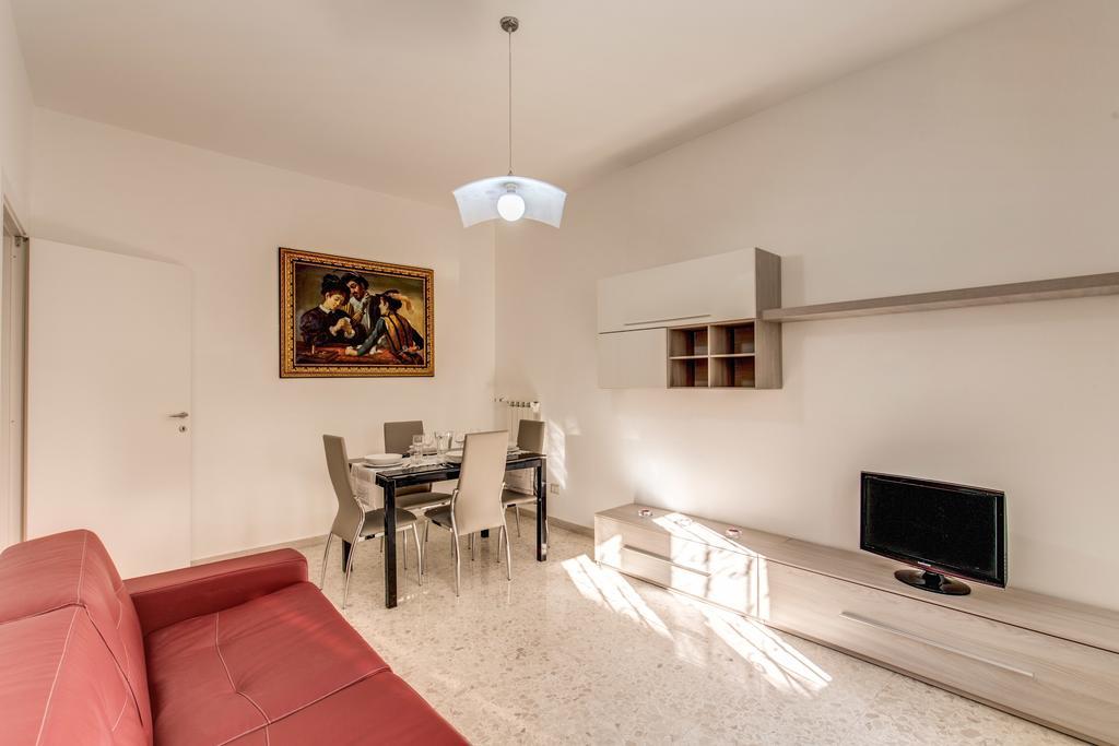Daisy Guest House Colosseo Roma Habitación foto